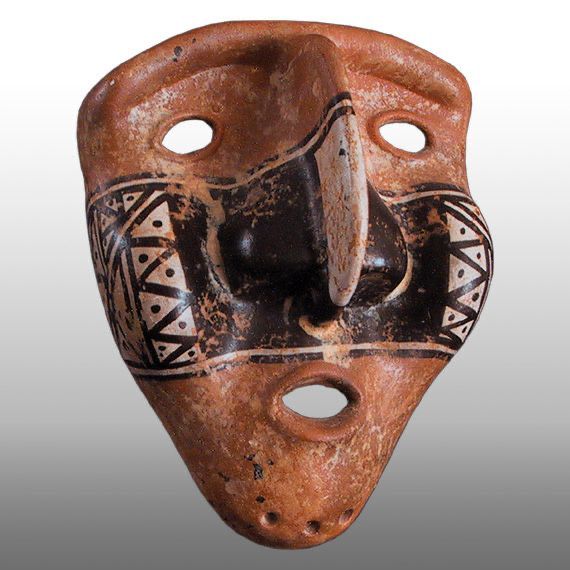 Máscaras rituales: Rostros de poder y transformación
